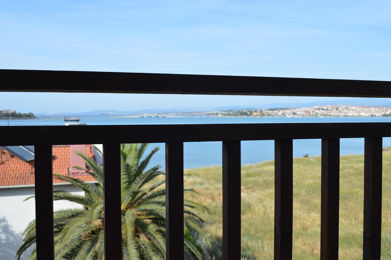 Cunda Efsane Hotel Айвалык Экстерьер фото